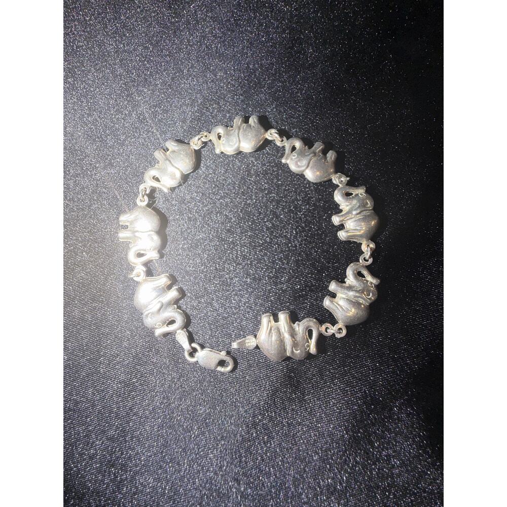 Sterling silver marked 999 elephant bracelet, "lucky elephant" march bracelet